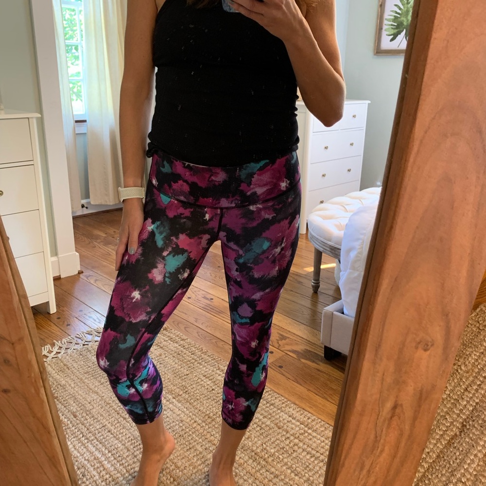 Lululemon cropped leggings size 4